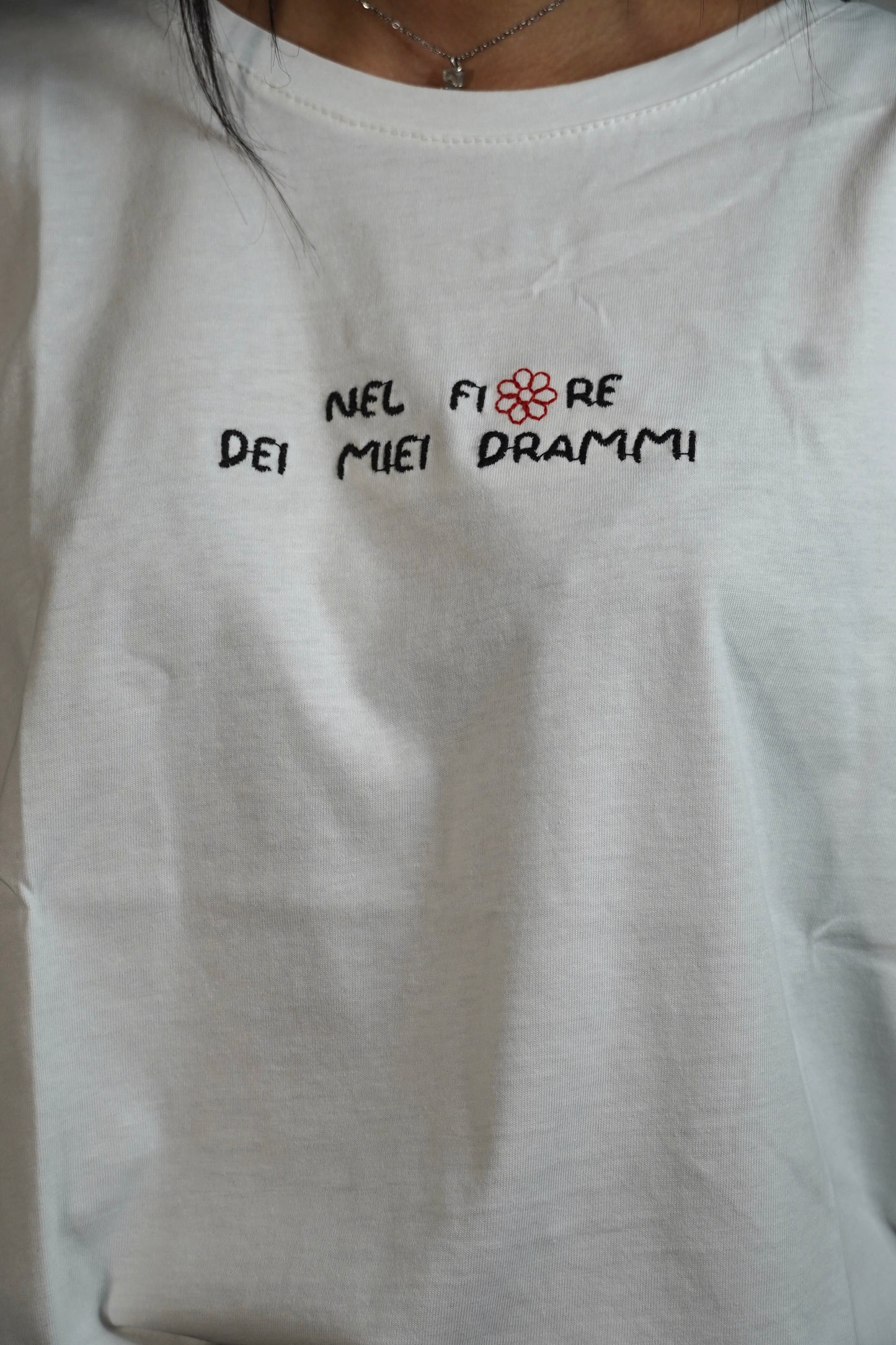 T-shirt Nel fiore dei miei drammi